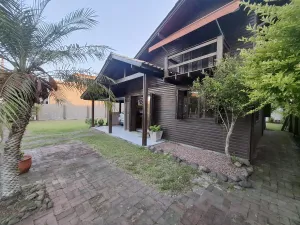 Casa de 3 quartos no Arco Íris, Capão da Canoa