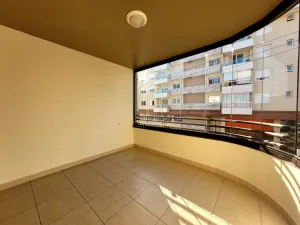 APARTAMENTO DE FRENTE  COM SACADA
