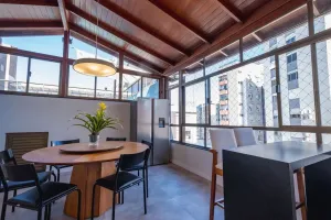Cobertura Duplex com 3 quartos e 221m² à venda em Centro, Florianópolis.