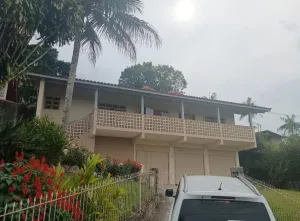Casa à venda no bairro Sertão do Maruim em São José/SC