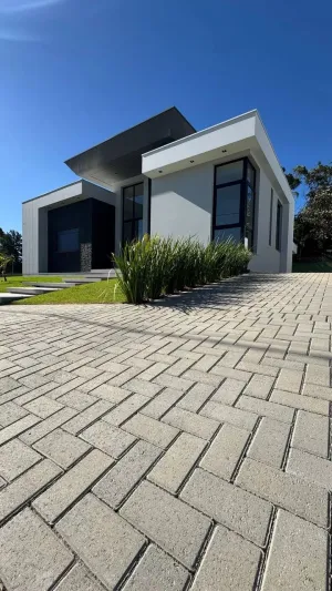 Casa de Alto Padrão à Venda no Condomínio Villagio Verde  Criciúma