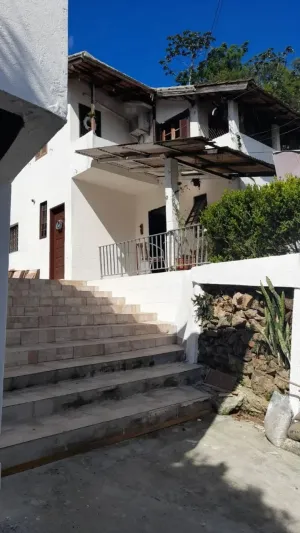 Casa a venda no itacorubi, cinco quartos