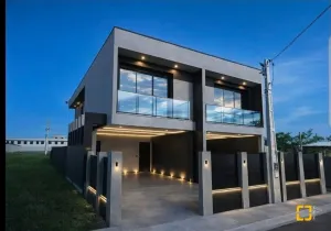 Casa para comprar com 161 m², 3 Quartos sendo 1 suíte e 2 vagas no Sertão Do Maruim São Jo