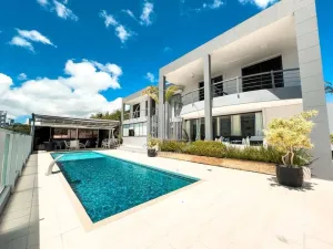 Casa com 5 quartos à Venda, João Paulo - Florianópolis