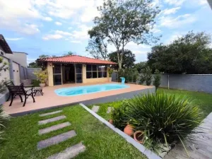 Casa 3 dorm Lugar CALMO final de rua próximo de tudo ACEITA carro e Apto de menor valor