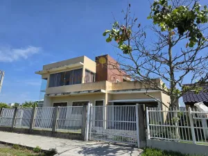 Casa para Venda em Balneário Gaivota, Turimar, 4 dormitórios, 1 suíte, 3 banheiros, 2 vaga