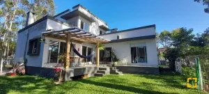 Casa em Ponta Das Canas