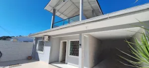 Casa Completa com 3 Dormitórios, Suíte, Terraço e Edícula - Espaço, Conforto e Privacidade