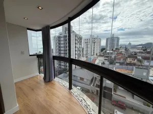 Cobertura duplex com 149m² privativos na Agronômica, em Florianópolis, a poucos metros da
