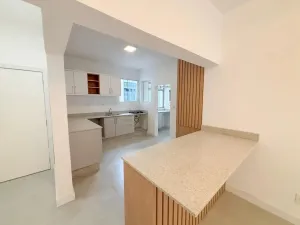 Imóvel para venda possui 88 metros quadrados com 2 quartos em Centro - Florianópolis - SC