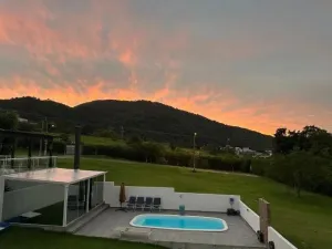 Casa 3 Suítes Condomínio Alto dos Ingleses Florianópolis