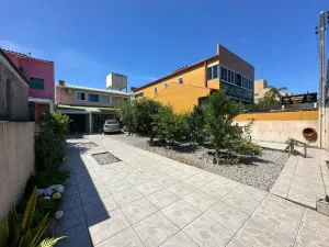 Casa 6 Quartos com 3 Suítes e 450m² - Praia João Rosa - CEN