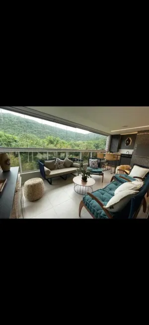 Apartamento para venda tem 112 metros quadrados com 2 quartos