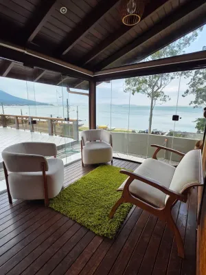 Vendo casa na praia de fora , palhoça  com vista para o mar