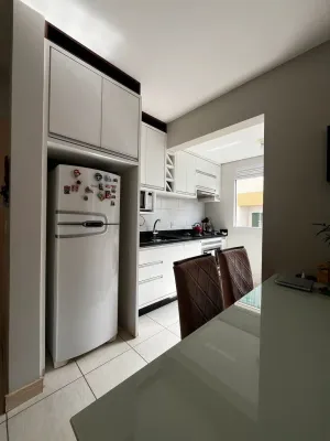 Apartamento na Melhor Região de Canasvieiras a 400m do Mar