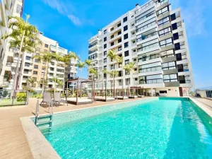 APARTAMENTO COM VISTA MAR NO BALNEÁRIO DO ESTREITO | MOBILIADO | CONDOMÍNIO CLUBE